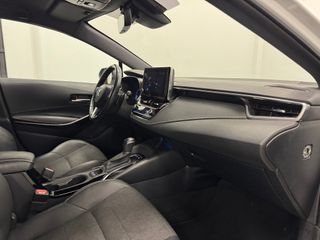 Toyota Corolla 180H Style Touring Sport