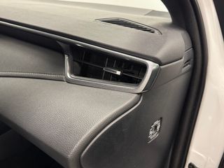 Toyota Corolla 180H Style Touring Sport