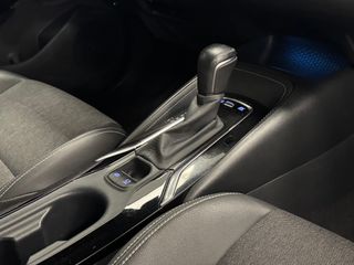 Toyota Corolla 180H Style Touring Sport