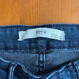 Pantalón vaquero Mango