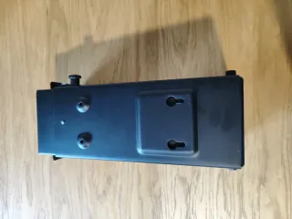 Soporte ordenador bajo escritorio/pared