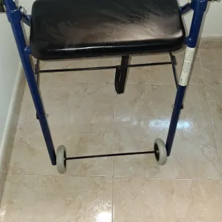 Andador para Ancianos y Discapacitados