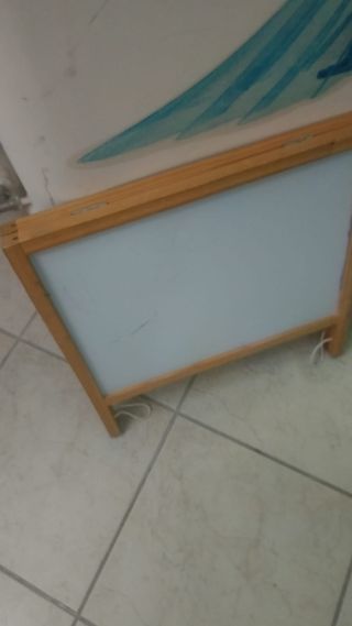 Lavagna con orologio per bambini