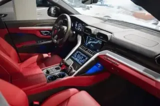 Lamborghini Urus 2021