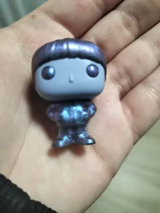 Funko Pop Morado Brillante