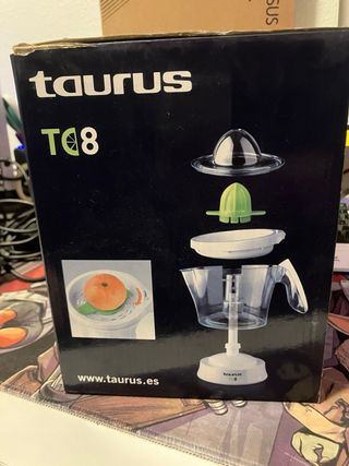 Exprimidor Taurus TC8