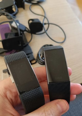 Lote Fitbit: Pulseras y Cargadores