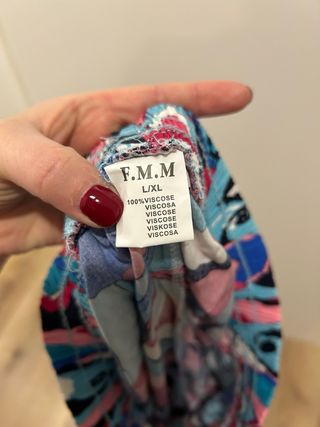 Calções com padrão psicadélico