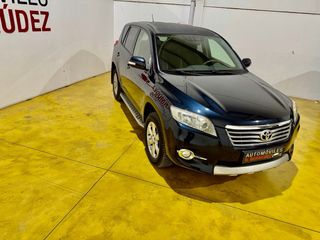 Toyota RAV4 2011