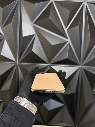 iPhone 11 Pro Max 64GB Dorado