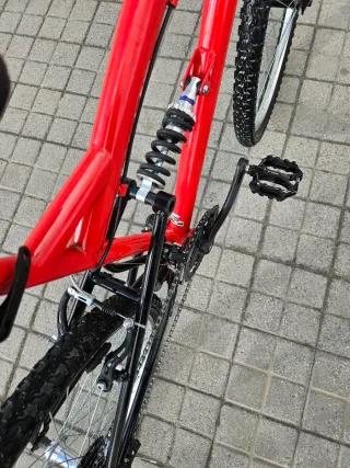 Bicicleta Downhill 26"