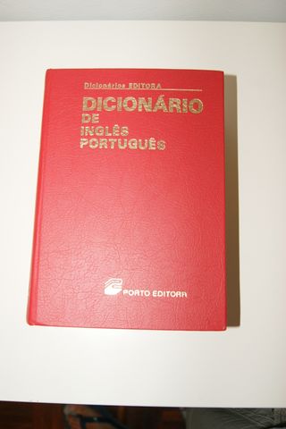 Trio de dicionários Português Inglês Francês