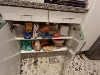 Muebles de cocina de madera blancos