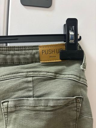 Pantalones Push Up Verde Caqui