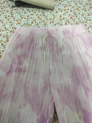 Pantalón Plisado Tie-Dye Rosa y Blanco