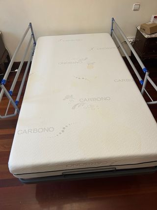 Cama articulada eléctrica con mando y colchón