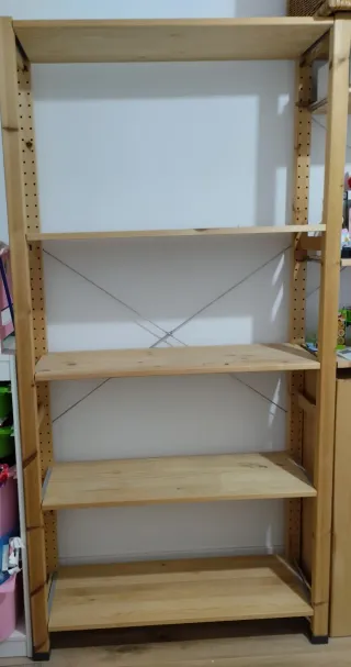 Estantería IVAR de madera