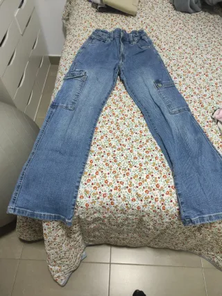 Pantalón vaquero cargo Talla 11/12