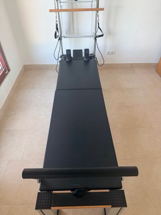 BonPilates Reformer con Torre y accesorios