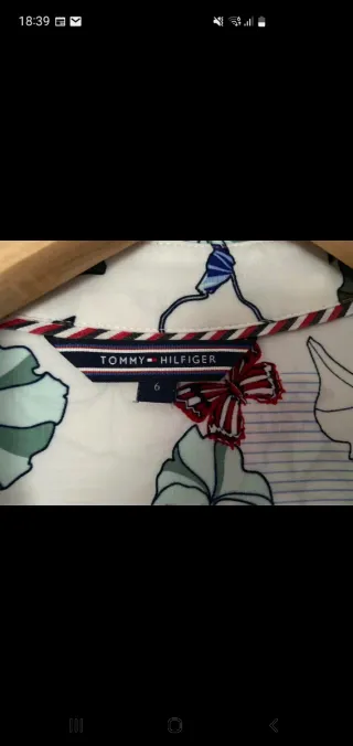 Camisa Tommy Hilfiger Estampada Rayas y Flores