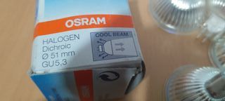 Lámparas Halógenas 12V GU5.3 (1 € unidad).