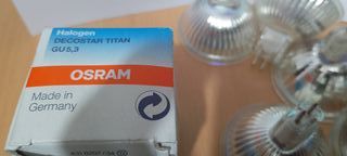 Lámparas Halógenas 12V GU5.3 (1 € unidad).