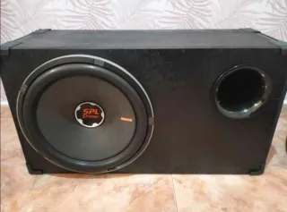 Amplificador Hertz HCP 1DK 2480W + subwoofer Hertz