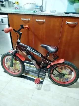 Bicicleta infantil Bakugan