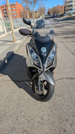 Scooter Superdink 300