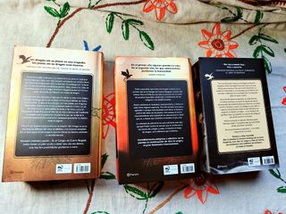 Alas sangre, Hierro, Ónix. 1° Edición de Planeta