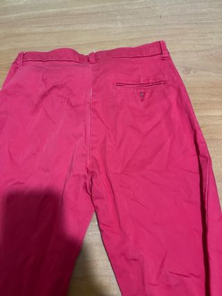Pantalón vaquero Mango rojo talla L
