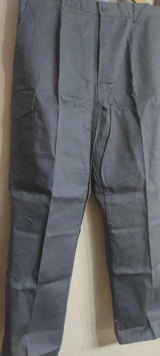 Pantalones de trabajo grises sin estrenar
