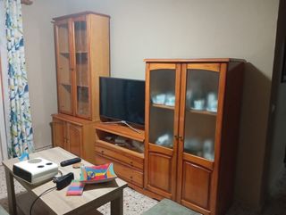 Mueble de salón de madera