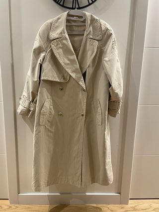 Gabardina Beige Clásica Talla 40