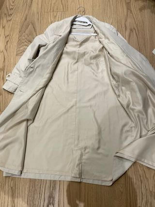 Gabardina Beige Clásica Talla 40