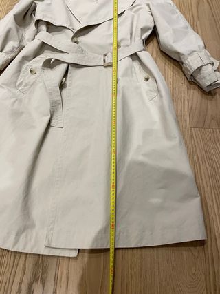 Gabardina Beige Clásica Talla 40