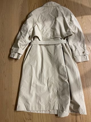 Gabardina Beige Clásica Talla 40