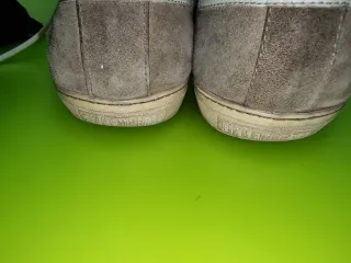 Zapatillas Bikkembergs grises y blancas