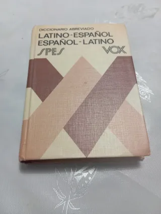 Diccionario abreviado Latino-Espanol -  Vox