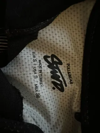 Pull&Bear x Misho Amolli Polo Camiseta Negra