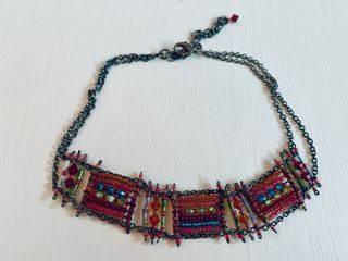 Collar Choker multicolor de abalorios