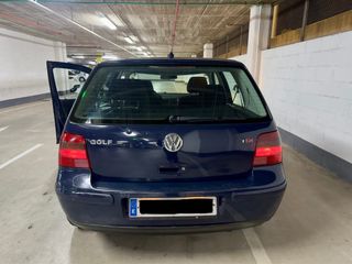 Volkswagen Golf 2002