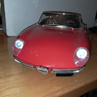 Alfa Romeo Spider Duetto 1600 1/8