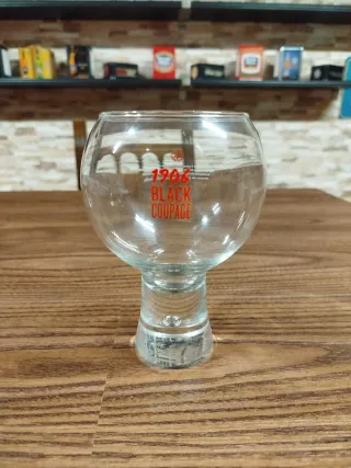 LOTE CRISTALERÍA ESTRELLA GALICIA.