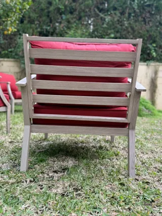 Mesa y 3 Muebles Terraza (Sofá y 2 Sillones)