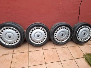 Llantas de chapa 15" Volvo. 4 tornillos 6Jx15 ET