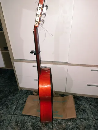 Guitarra Algeciras Roja