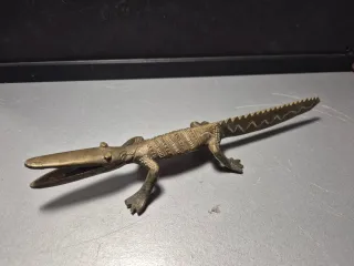 Figura cocodrilo bronce macizo antigua