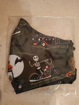 LOTE 7 MASCARILLAS CALAVERAS CON FILTRO NUEVAS