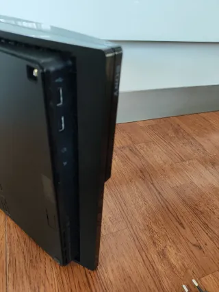 PlayStation 3 y 3 juegos